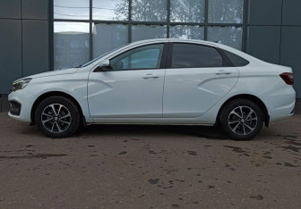 Подержанный автомобиль LADA (ВАЗ) Vesta Sedan 2024 года (8 фото)
