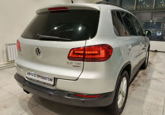 Подержанный автомобиль Volkswagen Tiguan 2014 года (8 фото)