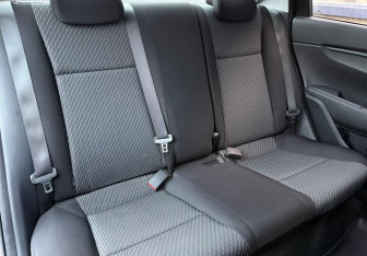 Подержанный автомобиль Kia Rio Sedan 2018 года (11 фото)