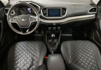 Подержанный автомобиль LADA (ВАЗ) Vesta Sedan 2023 года (12 фото)