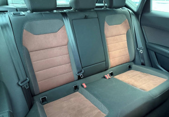 Подержанный автомобиль SEAT Ateca 2019 года (10 фото)