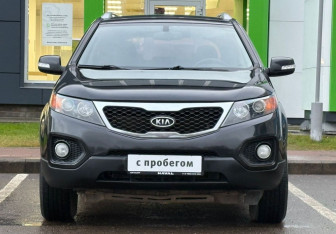 Подержанный автомобиль Kia Sorento 2009 года (2 фото)