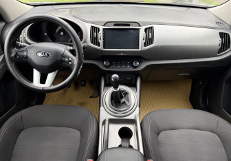 Подержанный автомобиль Kia Sportage 2014 года (11 фото)