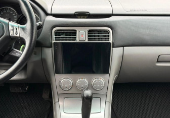 Подержанный автомобиль Subaru Forester Suv 2007 года (14 фото)