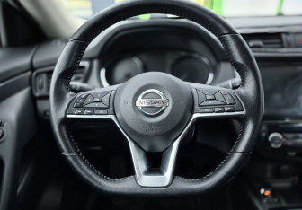 Подержанный автомобиль Nissan X-Trail 2022 года (13 фото)