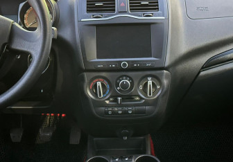 Подержанный автомобиль LADA (ВАЗ) Granta Sedan 2024 года (13 фото)