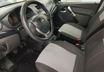 Подержанный автомобиль LADA (ВАЗ) Kalina Wagon 2016 года (10 фото)