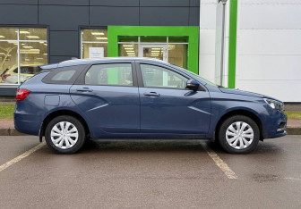 Подержанный автомобиль LADA (ВАЗ) Vesta Wagon 2018 года (4 фото)