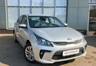 Подержанный автомобиль Kia Rio Sedan 2017 года (3 фото)