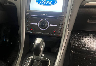 Подержанный автомобиль Ford Mondeo Sedan 2016 года (12 фото)