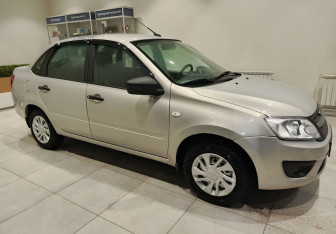 Подержанный автомобиль LADA (ВАЗ) Granta Sedan 2018 года (4 фото)