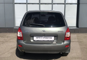Подержанный автомобиль LADA (ВАЗ) Kalina Wagon 2009 года (7 фото)