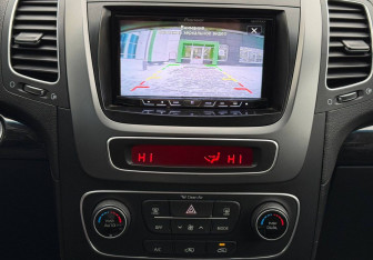 Подержанный автомобиль Kia Sorento 2015 года (15 фото)