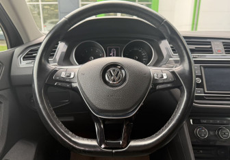 Подержанный автомобиль Volkswagen Tiguan 2017 года (11 фото)