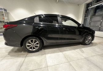 Подержанный автомобиль Kia Rio Sedan 2021 года (5 фото)