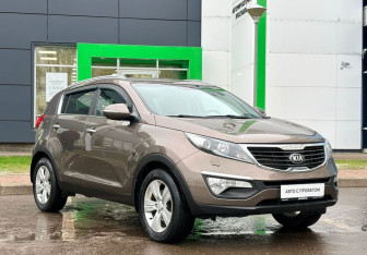Подержанный автомобиль Kia Sportage 2013 года (3 фото)
