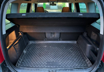 Подержанный автомобиль Skoda Yeti 2013 года (15 фото)