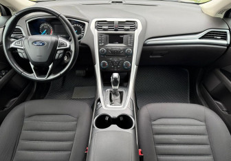 Подержанный автомобиль Ford Mondeo Sedan 2018 года (9 фото)