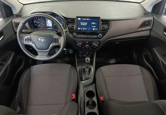 Подержанный автомобиль Hyundai Solaris Sedan 2021 года (10 фото)