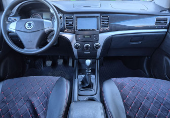 Подержанный автомобиль SsangYong Actyon 2013 года (9 фото)