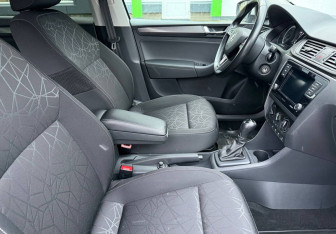 Подержанный автомобиль Skoda Rapid Liftback 2019 года (10 фото)