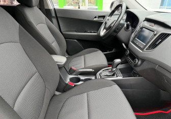 Подержанный автомобиль Hyundai Creta 2019 года (9 фото)