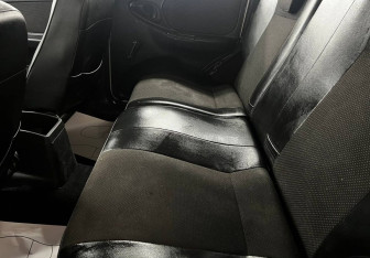 Подержанный автомобиль Chevrolet Niva 2010 года (13 фото)