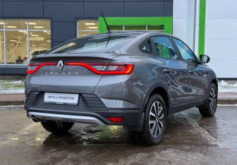 Подержанный автомобиль Renault Arkana 2020 года (6 фото)