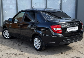 Подержанный автомобиль LADA (ВАЗ) Granta Sedan 2023 года (8 фото)