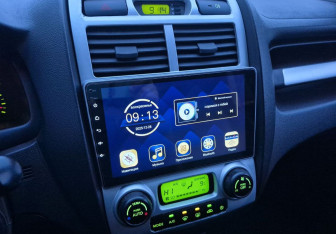 Подержанный автомобиль Kia Sportage 2007 года (14 фото)