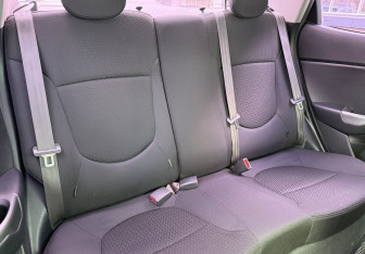 Подержанный автомобиль Kia Rio Sedan 2015 года (11 фото)