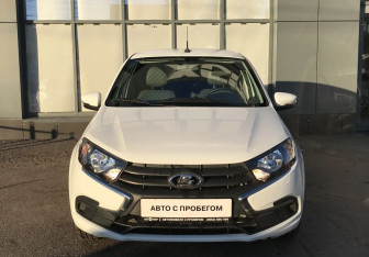 Подержанный автомобиль LADA (ВАЗ) Granta Liftback 2023 года (2 фото)