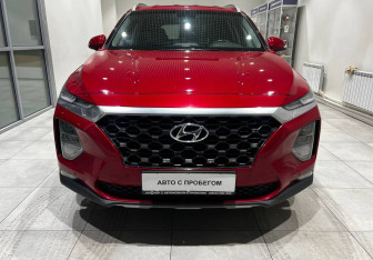 Подержанный автомобиль Hyundai Santa Fe 2018 года (2 фото)