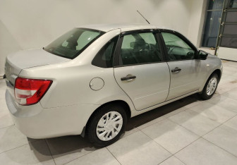 Подержанный автомобиль LADA (ВАЗ) Granta Sedan 2018 года (6 фото)