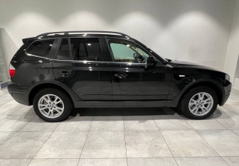 Подержанный автомобиль BMW X3 2007 года (4 фото)