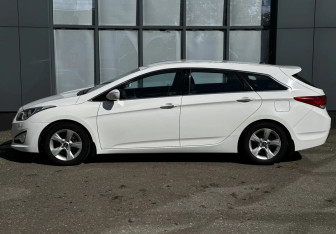 Подержанный автомобиль Hyundai i40 Wagon 2013 года (5 фото)