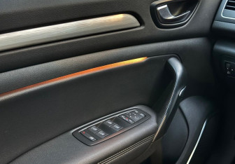 Подержанный автомобиль Renault Megane Wagon 2018 года (16 фото)