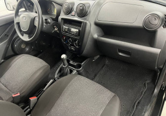 Подержанный автомобиль LADA (ВАЗ) Granta Sedan 2013 года (11 фото)