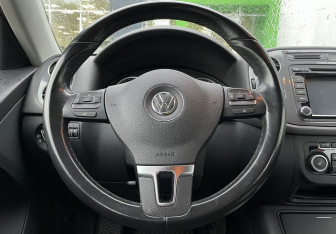 Подержанный автомобиль Volkswagen Tiguan 2013 года (13 фото)