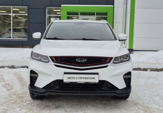Подержанный автомобиль Geely Coolray 2023 года (2 фото)