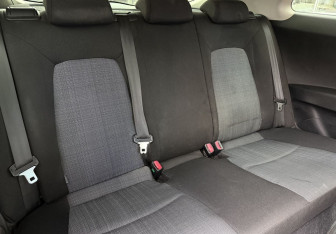 Подержанный автомобиль Kia Ceed Hatchback 2010 года (11 фото)