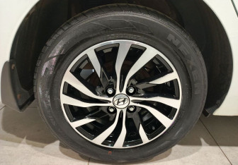 Подержанный автомобиль Hyundai Solaris Sedan 2017 года (12 фото)