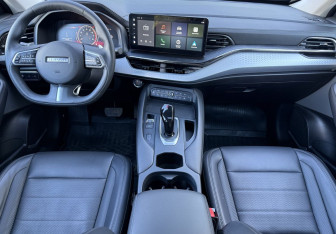Подержанный автомобиль Haval F7x 2022 года (11 фото)