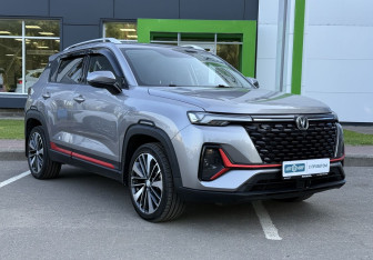 Подержанный автомобиль Changan CS35PLUS 2024 года (3 фото)