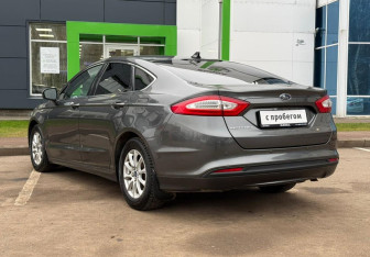 Подержанный автомобиль Ford Mondeo Sedan 2018 года (7 фото)