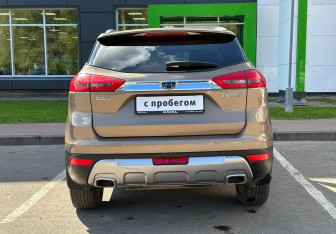 Подержанный автомобиль Geely Atlas 2019 года (6 фото)