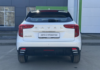Подержанный автомобиль Haval Jolion 2024 года (6 фото)