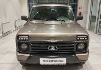Подержанный автомобиль LADA (ВАЗ) 2121 (4x4) 2017 года (2 фото)