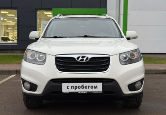 Подержанный автомобиль Hyundai Santa Fe 2010 года (2 фото)