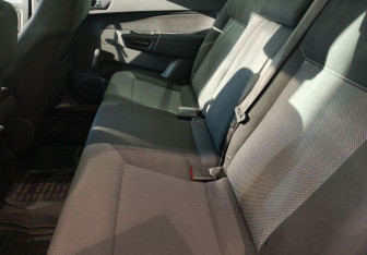 Подержанный автомобиль Opel Zafira Compactvan 2011 года (13 фото)